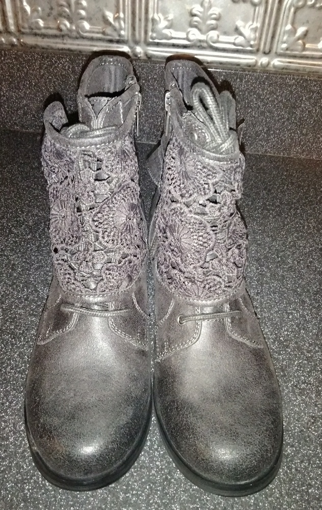 Not Rated Chunky Chunk Lace Boots 7.5